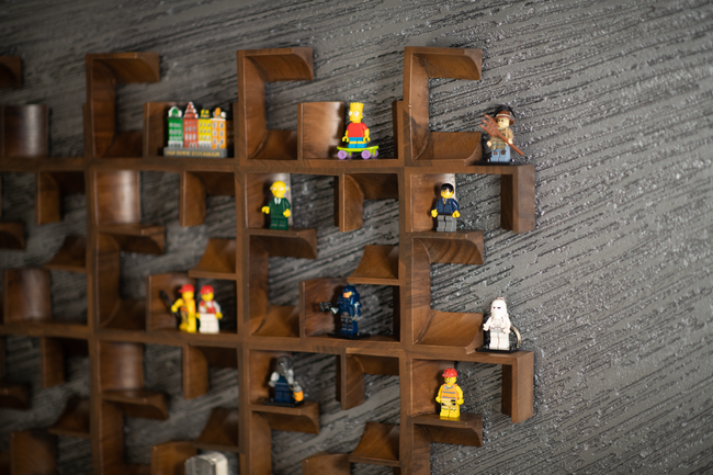 COLLECTOR' Wooden Shelf