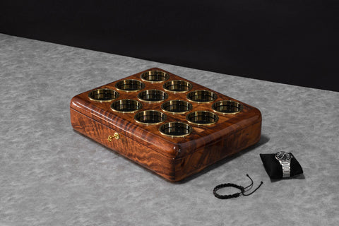 VOYEUR' Acacia Watchbox '12