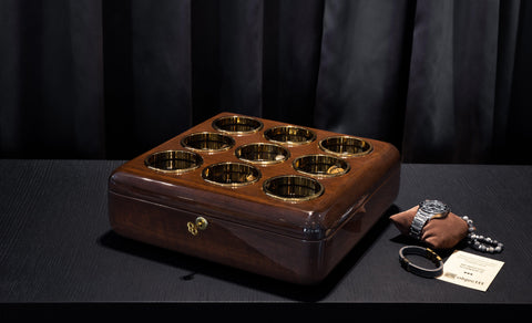 VOYEUR' Walnut Watch Box '9