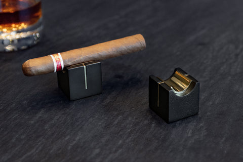 CUBO' Cigar Holder